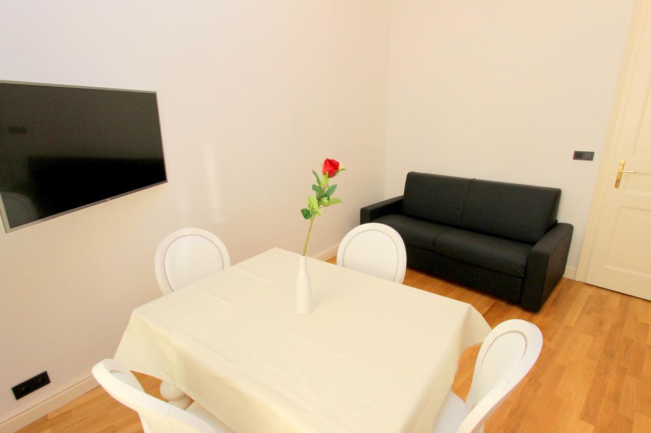 Apartment Luxury Krocinova Prag