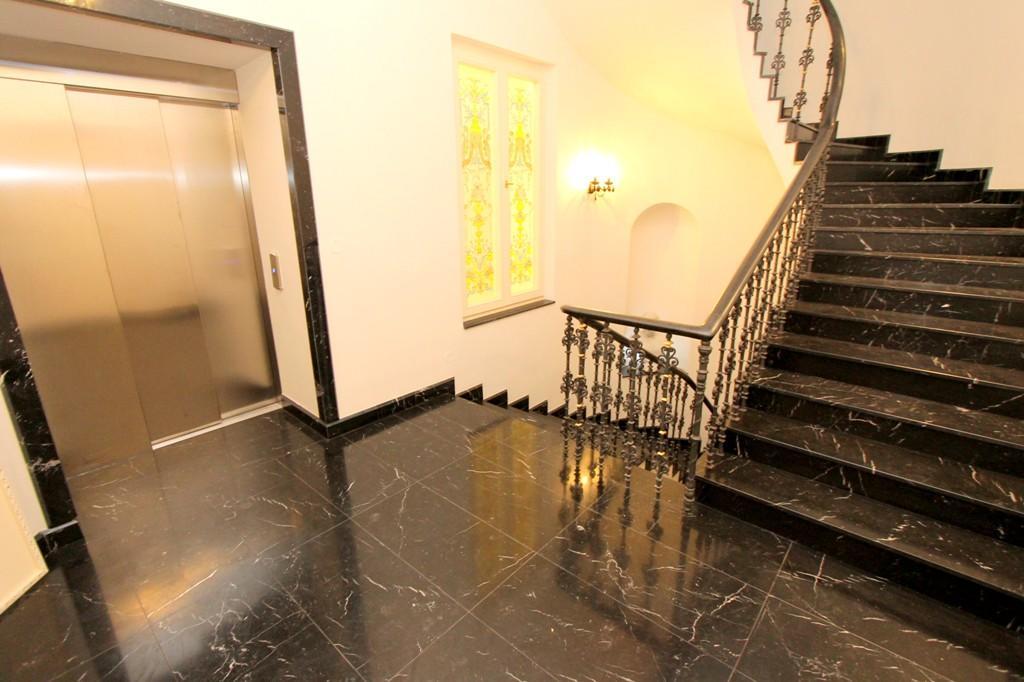 Luxury Krocinova Apartment Prag
